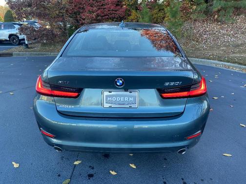 2021 BMW 330 i xDrive