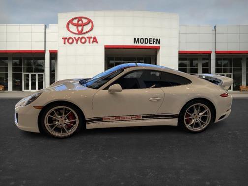 2017 Porsche 911 Carrera S