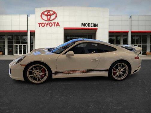 2017 Porsche 911 Carrera S