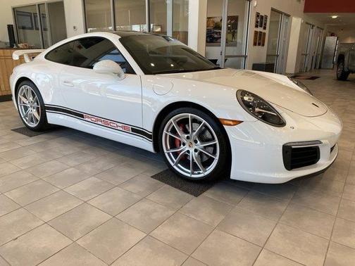 2017 Porsche 911 Carrera S