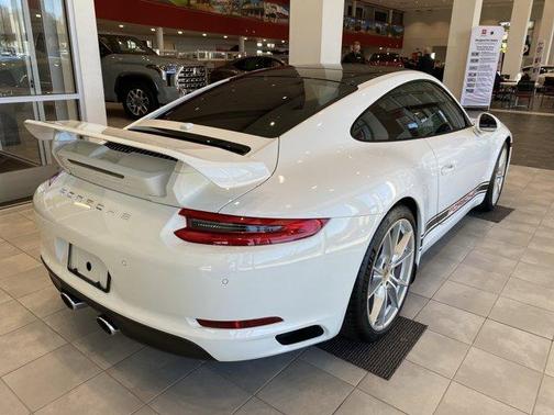 2017 Porsche 911 Carrera S