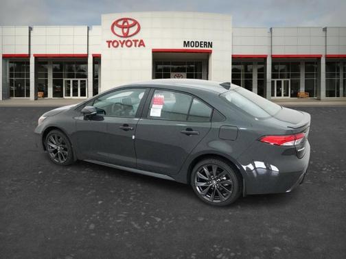 Black 2026 Toyota Corolla SE