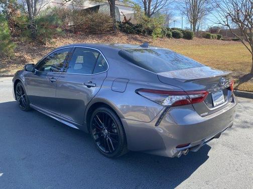 2022 Toyota Camry Hybrid XSE