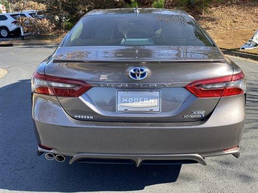 2022 Toyota Camry Hybrid XSE