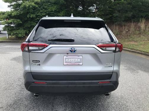 2020 Toyota RAV4 Hybrid XLE