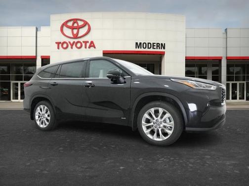 Black 2026 Toyota Highlander Hybrid Limited