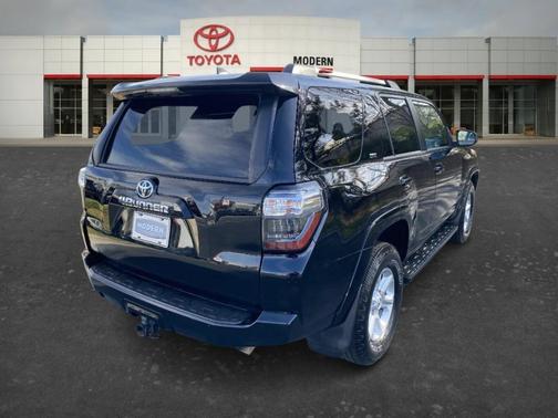 Black 2021 Toyota 4Runner SR5