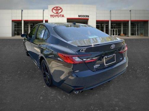 Black 2025 Toyota Camry SE