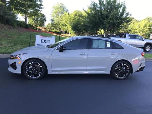 2022 Kia K5 GT-Line