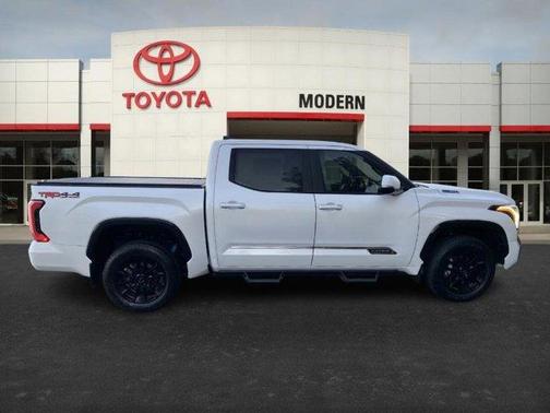 2025 Toyota Tundra Hybrid Platinum