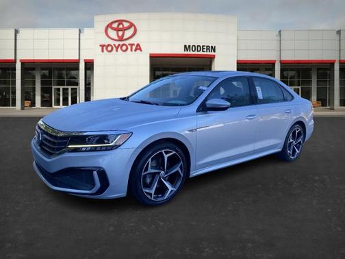 2020 Volkswagen Passat 2.0T R-Line