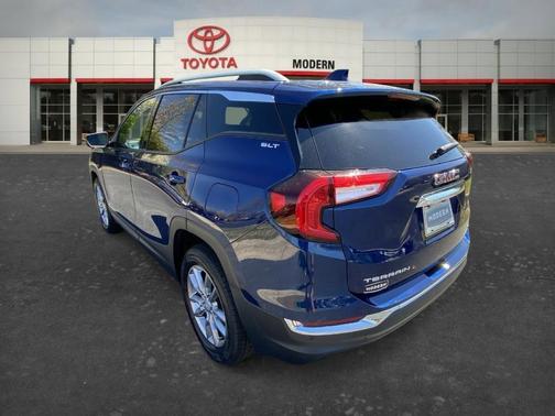 Blue 2022 GMC Terrain SLT