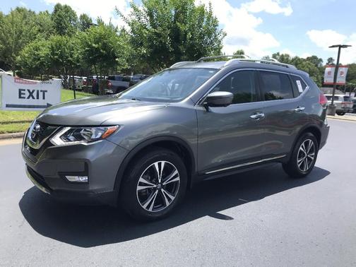 2017 Nissan Rogue SL