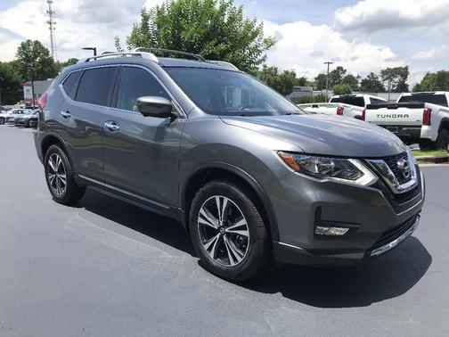2017 Nissan Rogue SL
