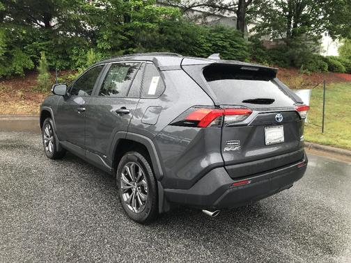 2024 Toyota RAV4 Hybrid XLE Premium