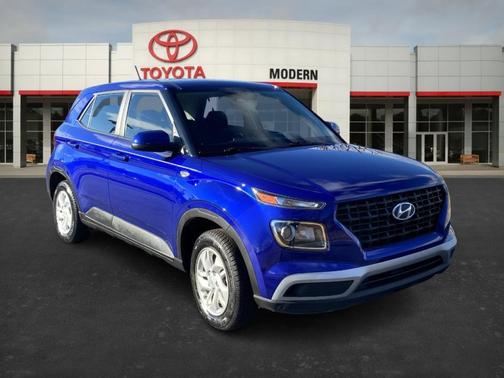 2023 Hyundai VENUE SE