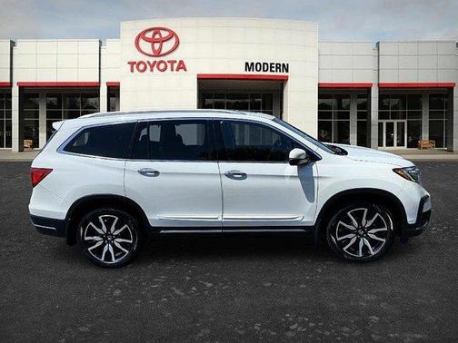 White 2020 Honda Pilot Elite
