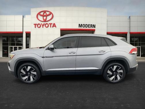 2024 Volkswagen Atlas Cross Sport 2.0T SE w/Technology