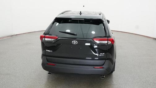2025 Toyota RAV4 Hybrid XLE Premium