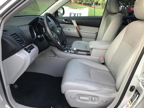 2012 Toyota Highlander Limited