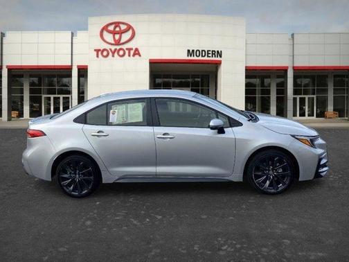 2025 Toyota Corolla Hybrid SE