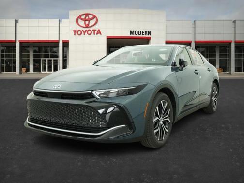 2026 Toyota Crown XLE