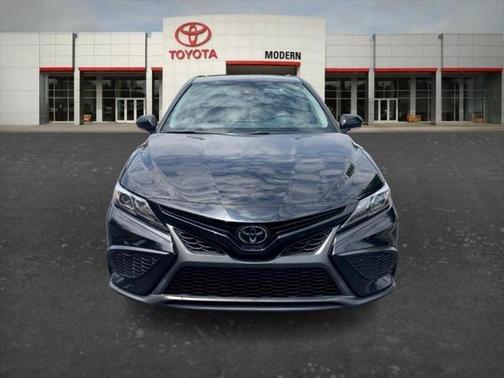 Black 2024 Toyota Camry SE