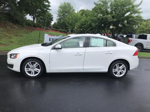 2015 Volvo S60 T5 Premier