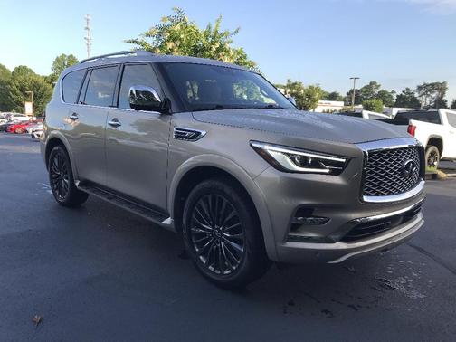 2023 INFINITI QX80 SENSORY