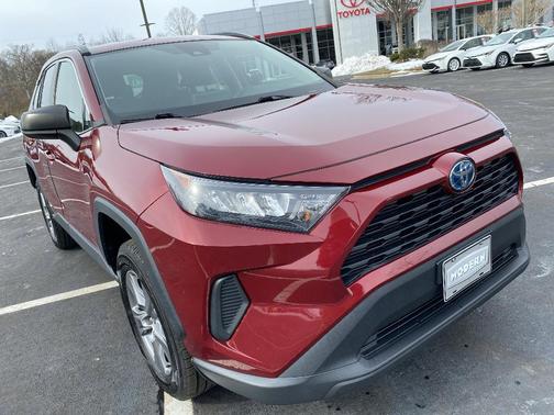 2022 Toyota RAV4 Hybrid LE
