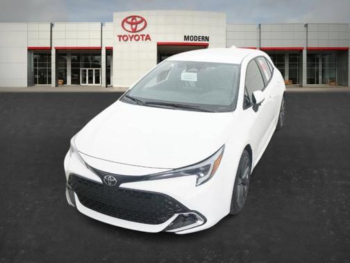 2025 Toyota Corolla Hatchback XSE