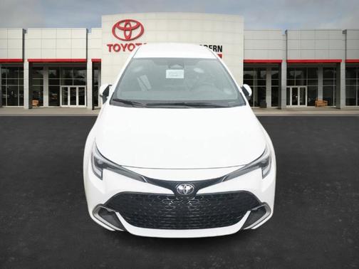 2025 Toyota Corolla Hatchback XSE