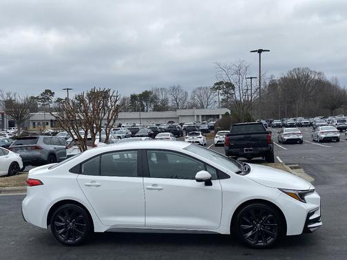 2025 Toyota Corolla SE