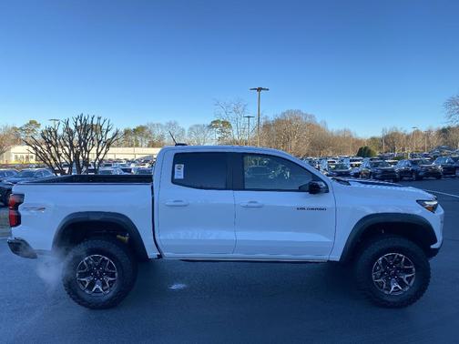 2024 Chevrolet Colorado ZR2