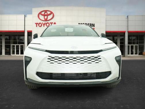 2025 Toyota Crown Signia Limited