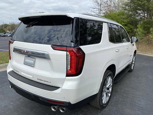White 2024 GMC Yukon Denali