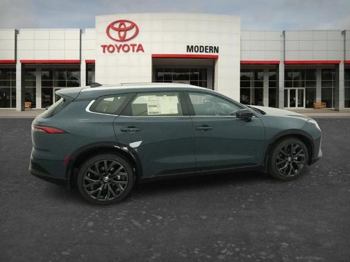 2026 Toyota Crown Signia LIMITED