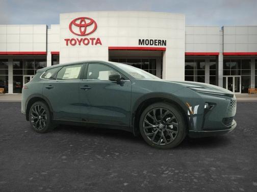 2026 Toyota Crown Signia LIMITED