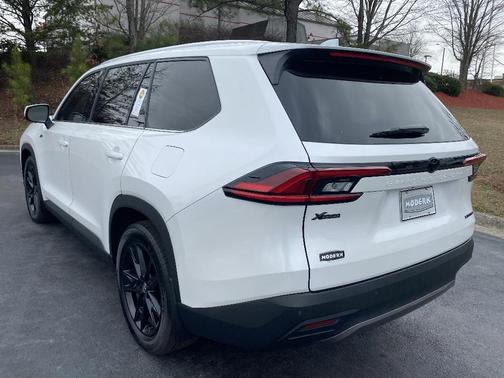 2025 Toyota Grand Highlander LIMITED