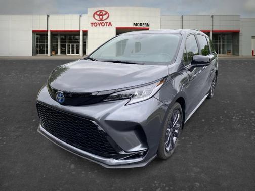 Gray 2025 Toyota Sienna XSE 7 Passenger