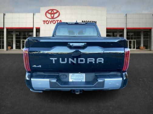 2023 Toyota Tundra Hybrid Capstone