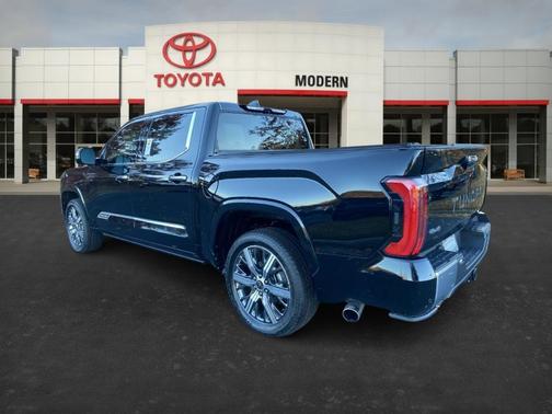 2023 Toyota Tundra Hybrid Capstone