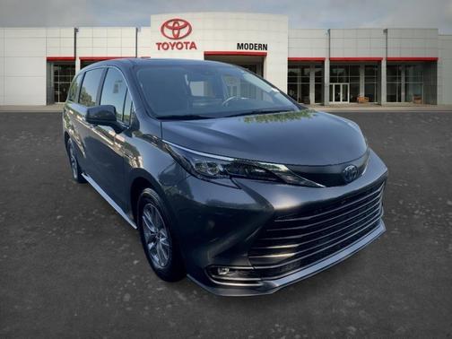 Gray 2025 Toyota Sienna XLE