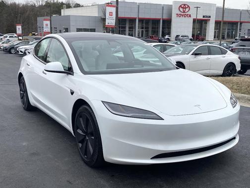2025 Tesla Model 3 Long Range