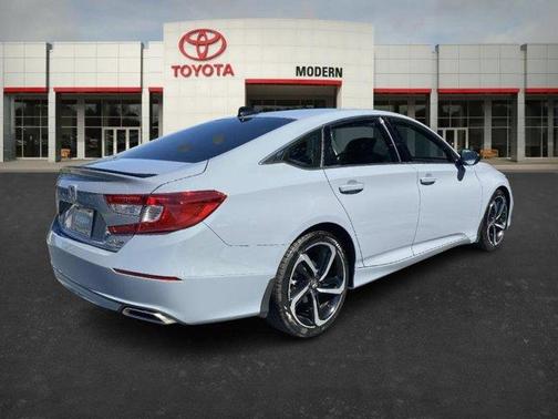 2022 Honda Accord Sport SE
