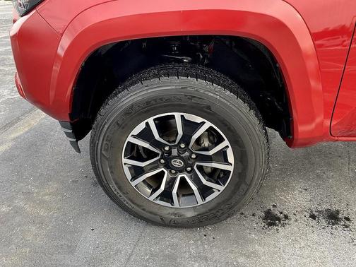 2022 Toyota Tacoma TRD Sport