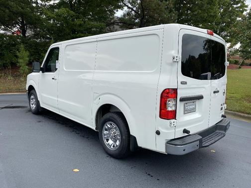 2016 Nissan NV Cargo NV2500 HD SL V6/SL V8