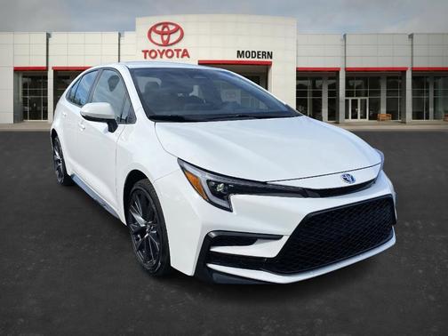2025 Toyota Corolla Hybrid SE