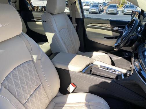2024 Buick Enclave Avenir