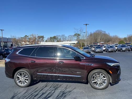 2024 Buick Enclave Avenir